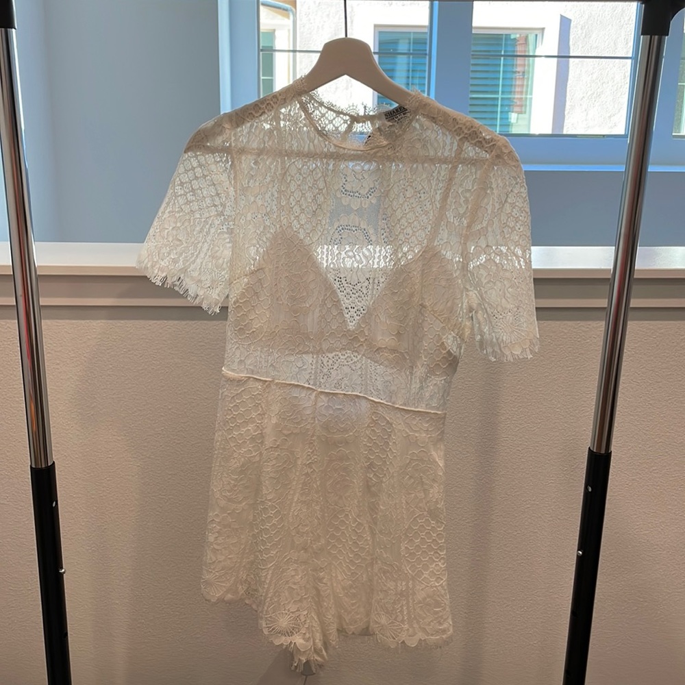 Xenia White Lace Romper with Open Back NWT
